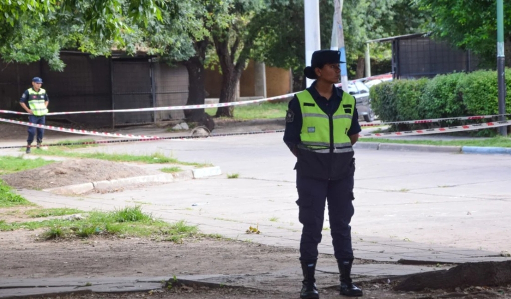 Impactante: encuentran a un hombre sin vida en barrio Castañares