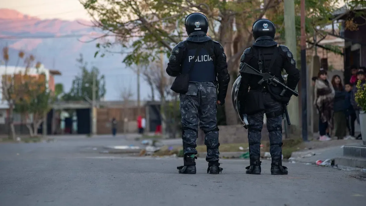 "Por $14 millones": Iban a vender a un niño en Salta y su hermana adolescente los denunció