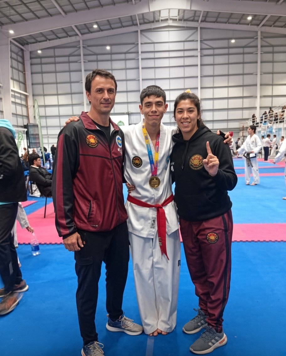 ¡ORGULLO SALTEÑO! TIENE 15 AÑOS Y YA ES CAMPEÓN NACIONAL DE TAEKWONDO
