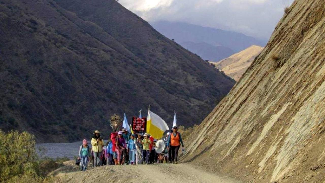 “ENTRE MONTAÑAS, RÍOS Y SENDEROS DE TIERRA”: PEREGRINOS DE SANTA VICTORIA OESTE CAMINARÁN 13 DÍAS RUMBO AL MILAGRO