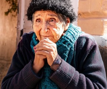 NO PUDO IR A LA ESCUELA DURANTE SU INFANCIA Y HOY, A LOS 91 AÑOS, ES UN SÍMBOLO DE LA CULTURA DEL NORTE ARGENTIΝΟ